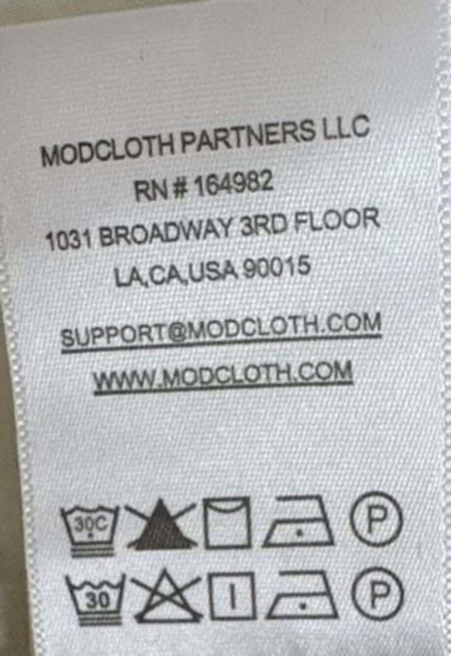 ModCloth Dinosaur Print Skirt with pockets - Picture 6 of 7
